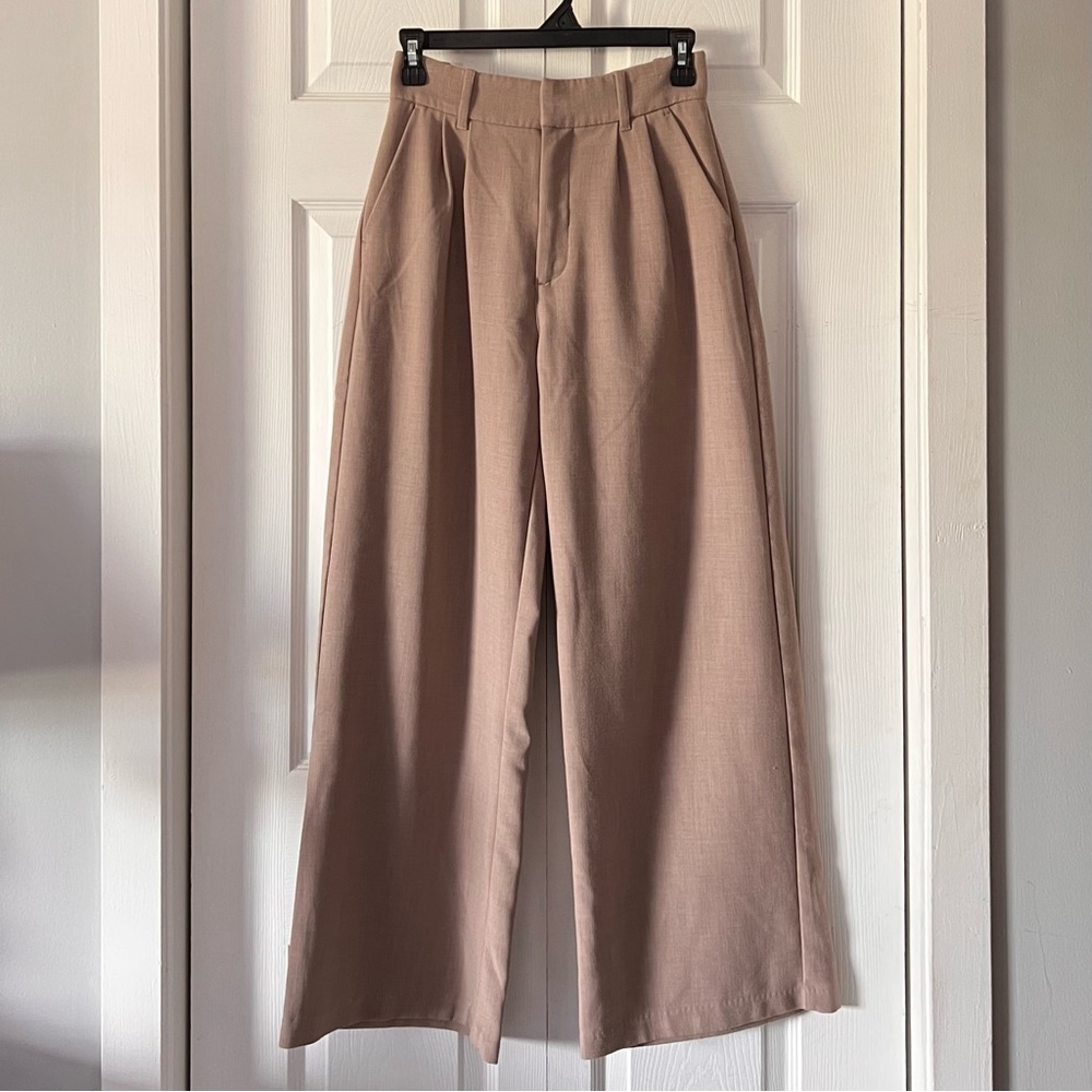 Abercrombie High Rise Sloane Tailored Pant